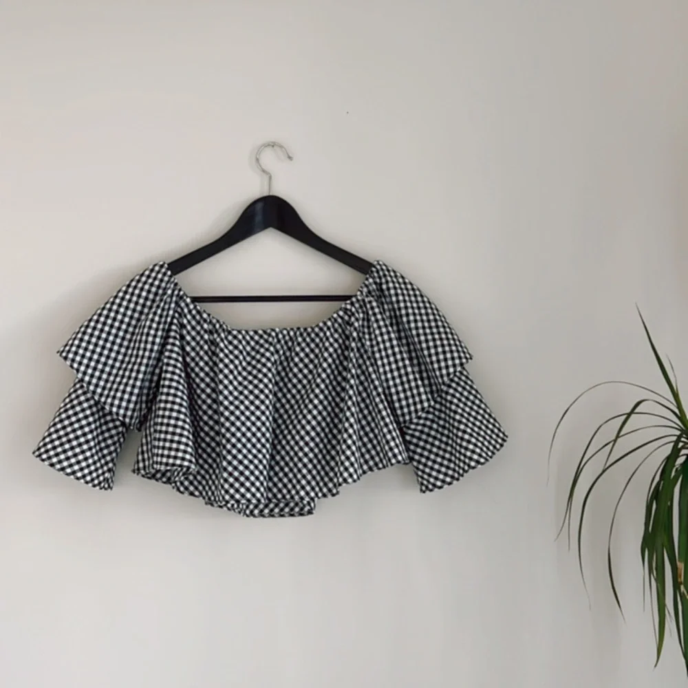 Gingham Ruffle Crop Top ( Can be worn off the shoulder) - Picture 3 of 3